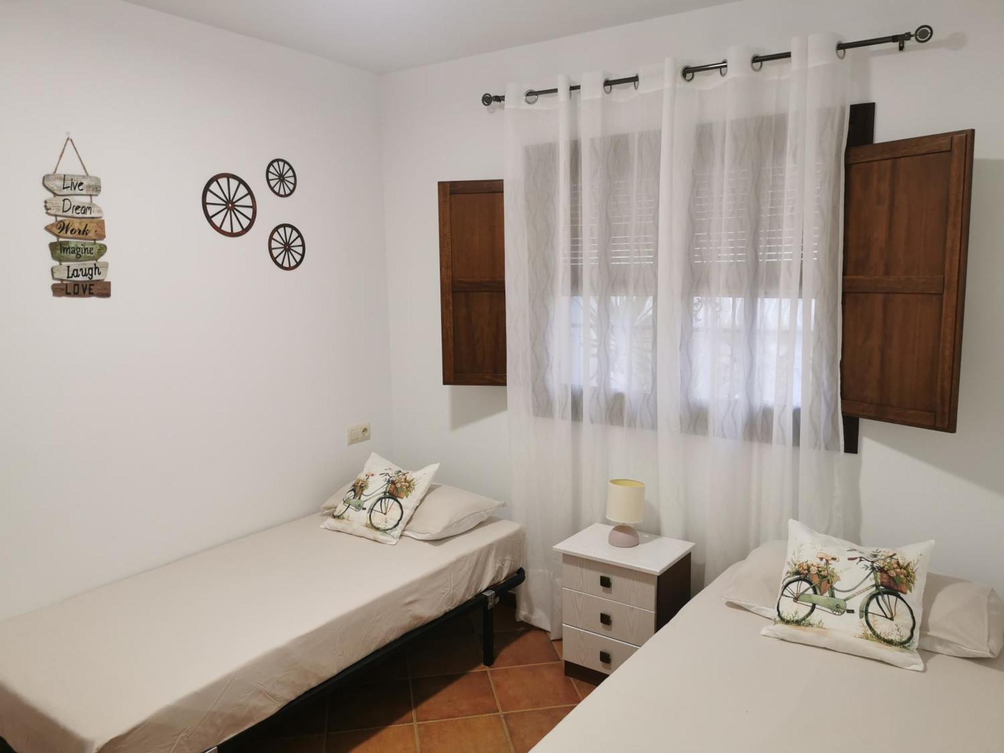Apartamento Maria Platero Centrico Y Con Las Mejores Vistas Del Casco Antiguo La Montana Y El Mar Mediterraneo 弗里希利亚纳 外观 照片